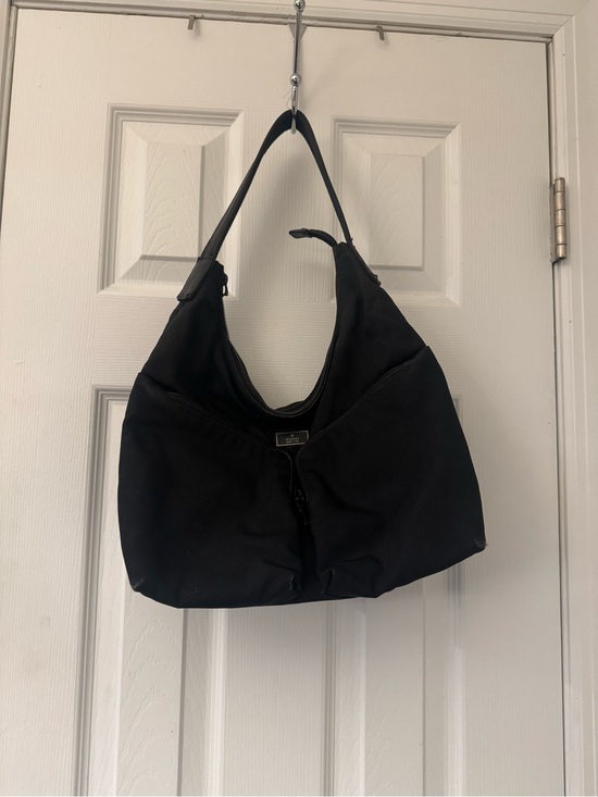 Gucci Handbags - Gucci Black Shoulder Hobo Bag
